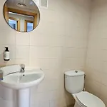 Comfortable With A Swimming Pool, 250m To The Sea. Appartement