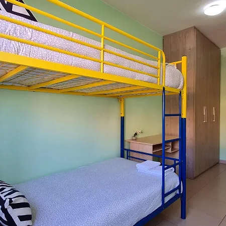 Comfortable With A Swimming Pool, 250m To The Sea. Lloret de Mar